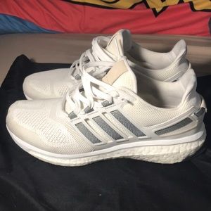 Adidas “energy boost”